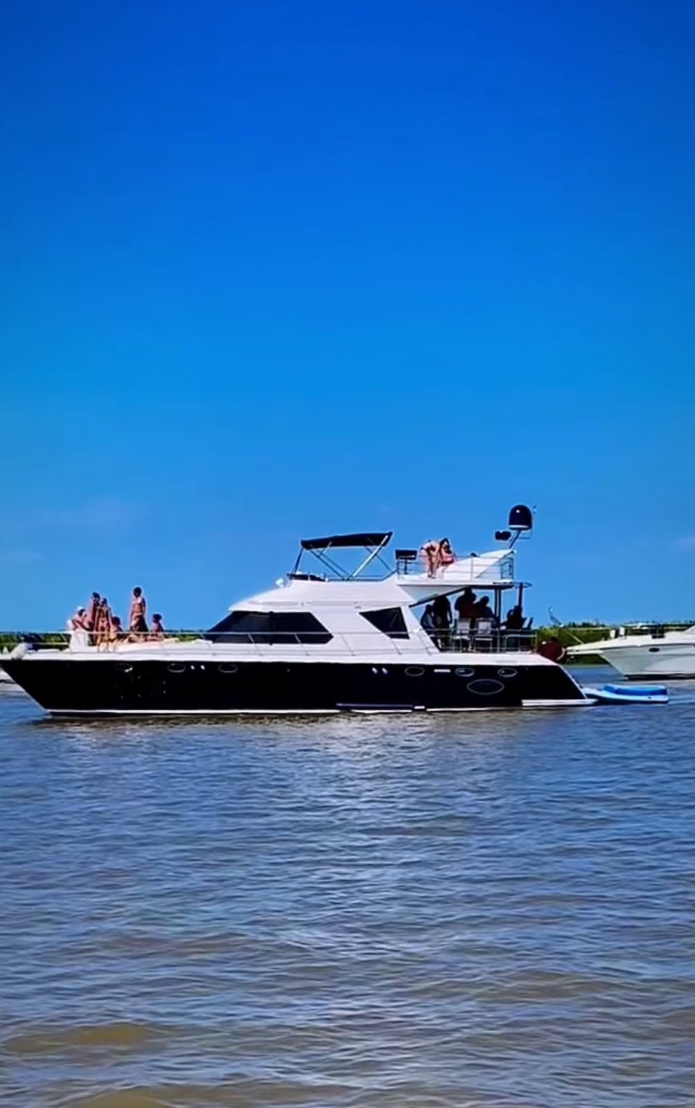 Yate para 30 personas